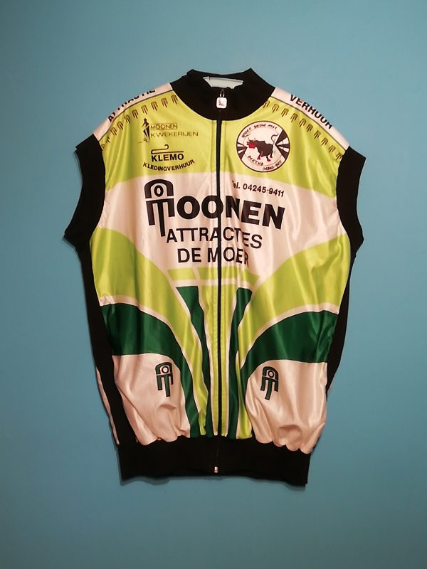 MOONEN ATTRACTIES 1993