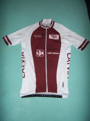 LETLAND (c) NATIONALE PLOEG    WIELERSHIRT