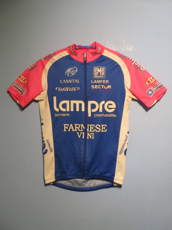 LAMPRE-FARNESE VIN 2010